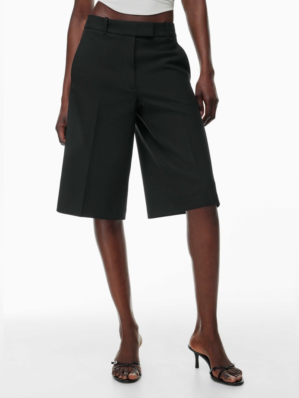 Wilfred NWT Bygone Short Longline Trouser Bottoms Mid-Rise Black Aritzia